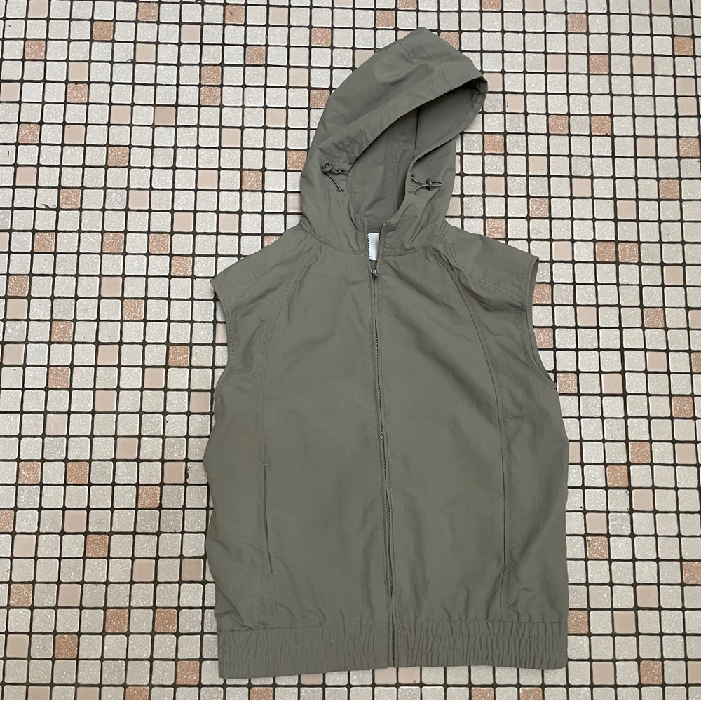 OAK + FORT Khaki Hooded Vest SZ M